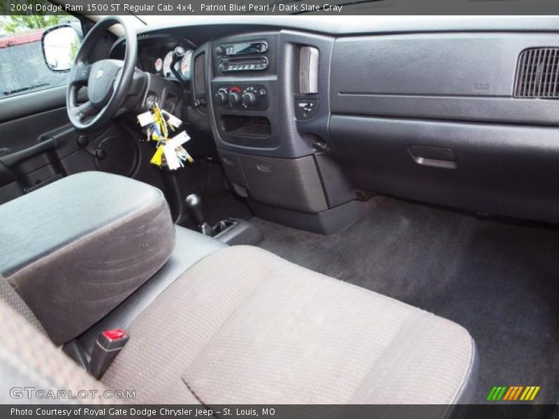 Patriot Blue Pearl / Dark Slate Gray 2004 Dodge Ram 1500 ST Regular Cab 4x4