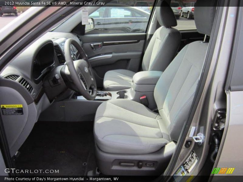 Mineral Gray / Gray 2012 Hyundai Santa Fe SE V6 AWD