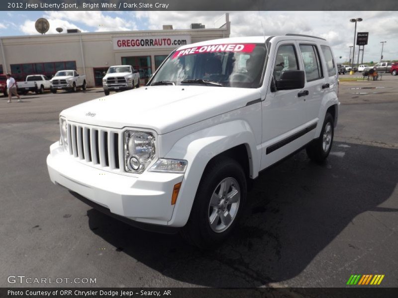 Bright White / Dark Slate Gray 2012 Jeep Liberty Sport