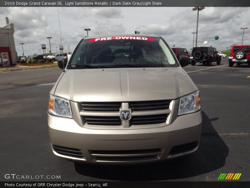 Light Sandstone Metallic / Dark Slate Gray/Light Shale 2009 Dodge Grand Caravan SE