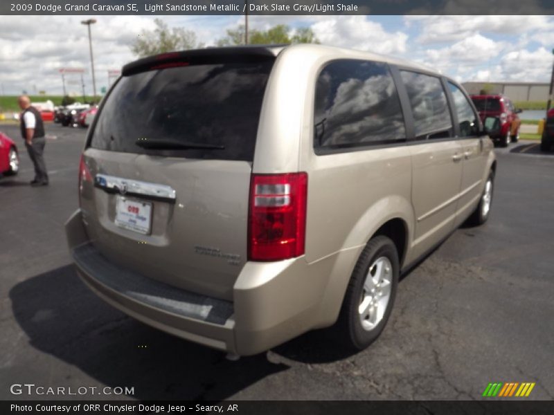 Light Sandstone Metallic / Dark Slate Gray/Light Shale 2009 Dodge Grand Caravan SE