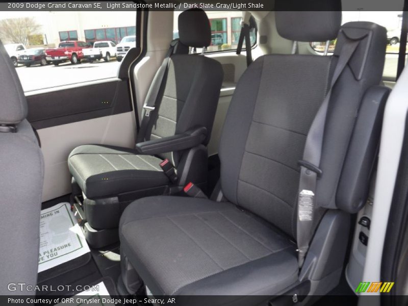 Light Sandstone Metallic / Dark Slate Gray/Light Shale 2009 Dodge Grand Caravan SE