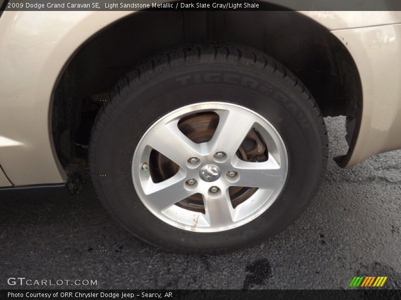 Light Sandstone Metallic / Dark Slate Gray/Light Shale 2009 Dodge Grand Caravan SE