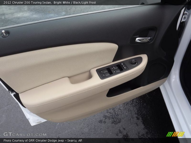 Bright White / Black/Light Frost 2012 Chrysler 200 Touring Sedan