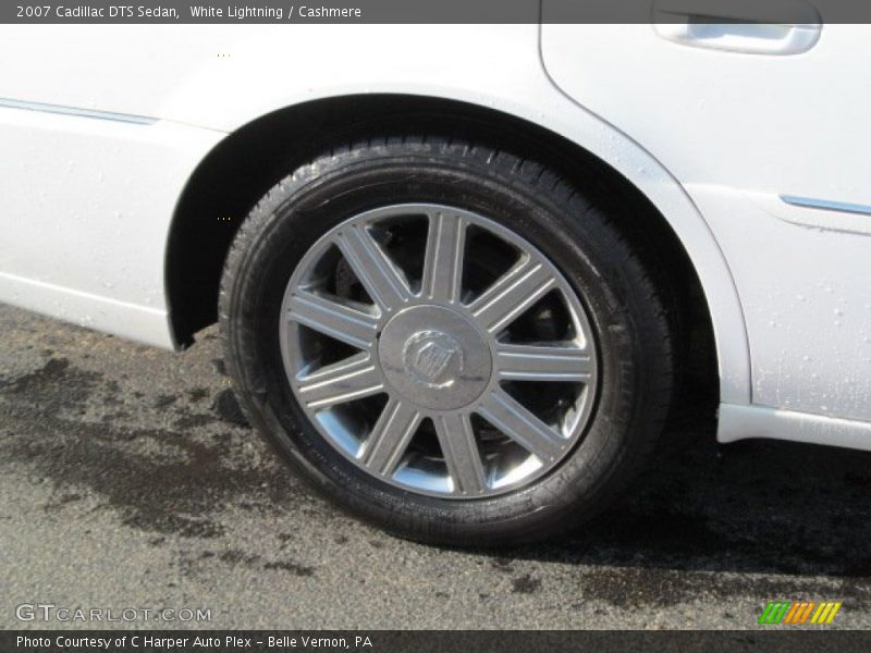 White Lightning / Cashmere 2007 Cadillac DTS Sedan