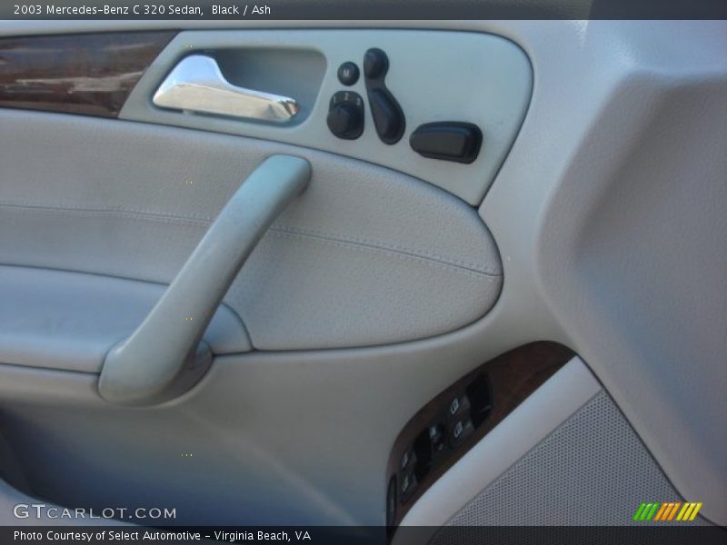 Black / Ash 2003 Mercedes-Benz C 320 Sedan