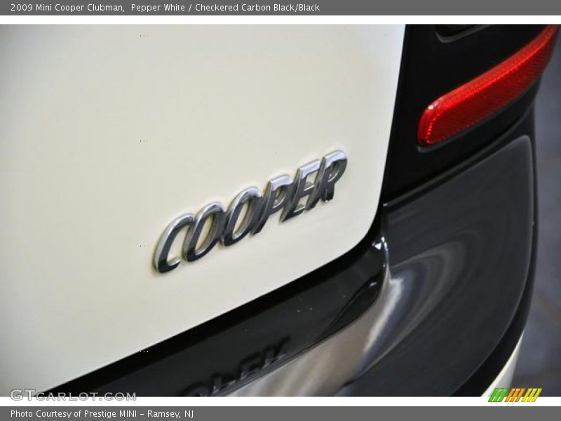 Pepper White / Checkered Carbon Black/Black 2009 Mini Cooper Clubman
