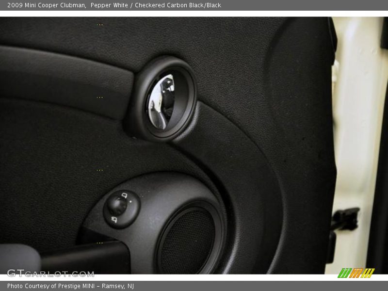 Pepper White / Checkered Carbon Black/Black 2009 Mini Cooper Clubman
