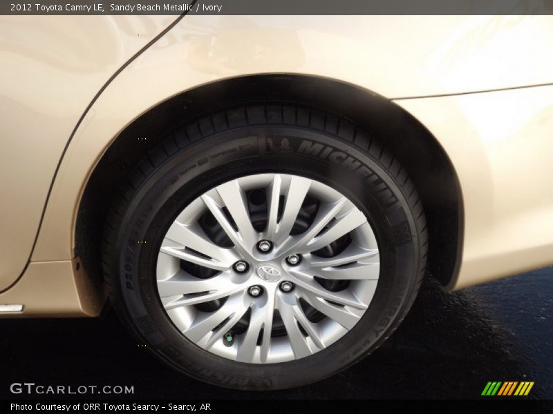 Sandy Beach Metallic / Ivory 2012 Toyota Camry LE