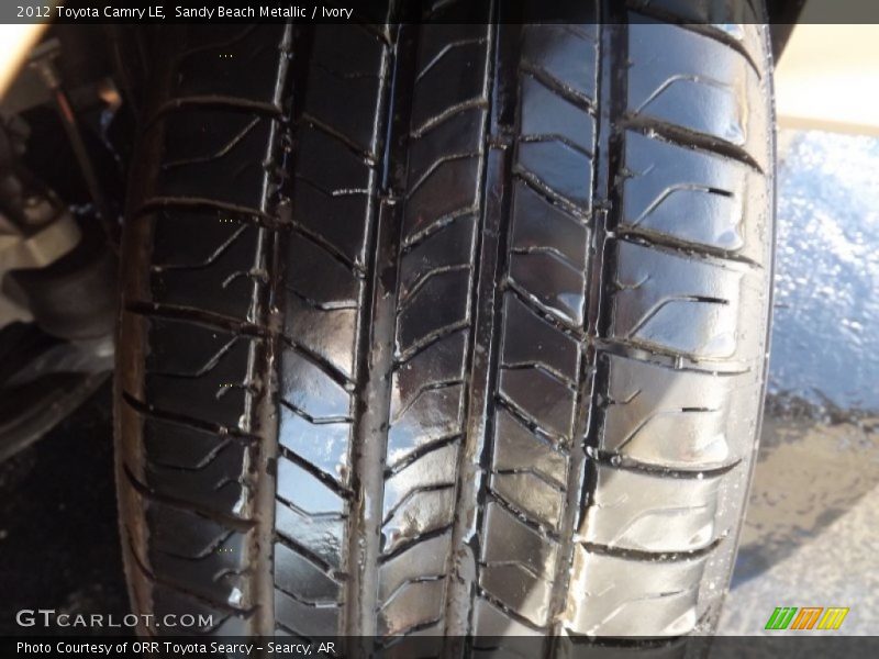 Sandy Beach Metallic / Ivory 2012 Toyota Camry LE