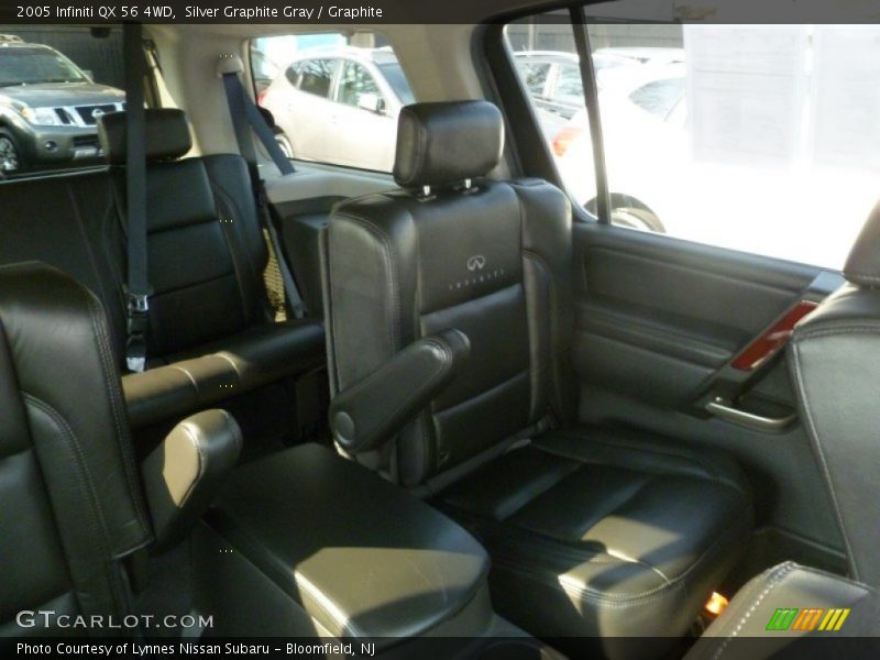 Silver Graphite Gray / Graphite 2005 Infiniti QX 56 4WD