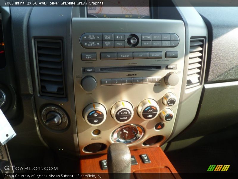 Silver Graphite Gray / Graphite 2005 Infiniti QX 56 4WD