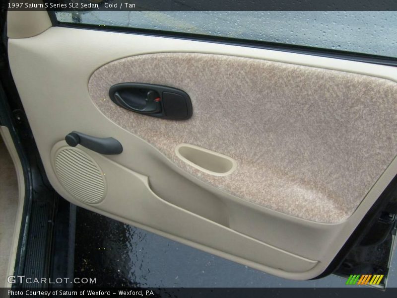 Gold / Tan 1997 Saturn S Series SL2 Sedan