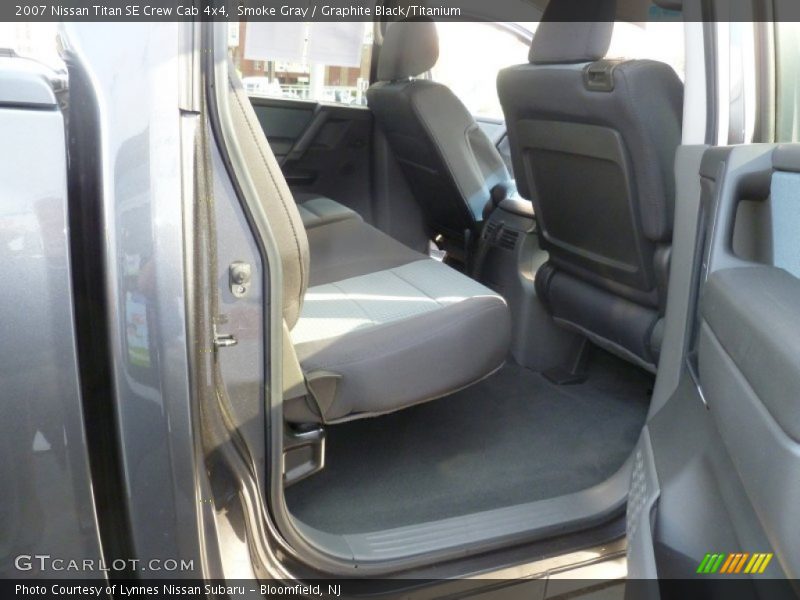 Smoke Gray / Graphite Black/Titanium 2007 Nissan Titan SE Crew Cab 4x4