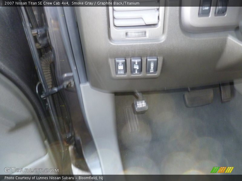 Smoke Gray / Graphite Black/Titanium 2007 Nissan Titan SE Crew Cab 4x4