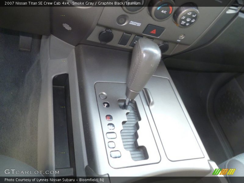 Smoke Gray / Graphite Black/Titanium 2007 Nissan Titan SE Crew Cab 4x4