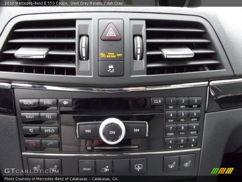 Controls of 2010 E 550 Coupe