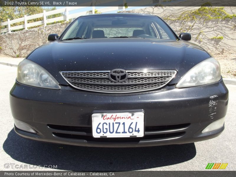Black / Taupe 2002 Toyota Camry SE V6