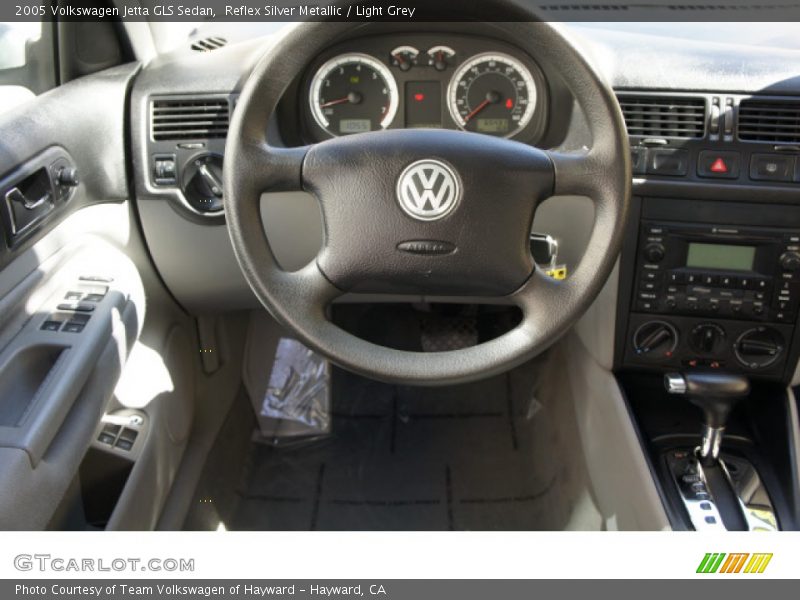 Reflex Silver Metallic / Light Grey 2005 Volkswagen Jetta GLS Sedan