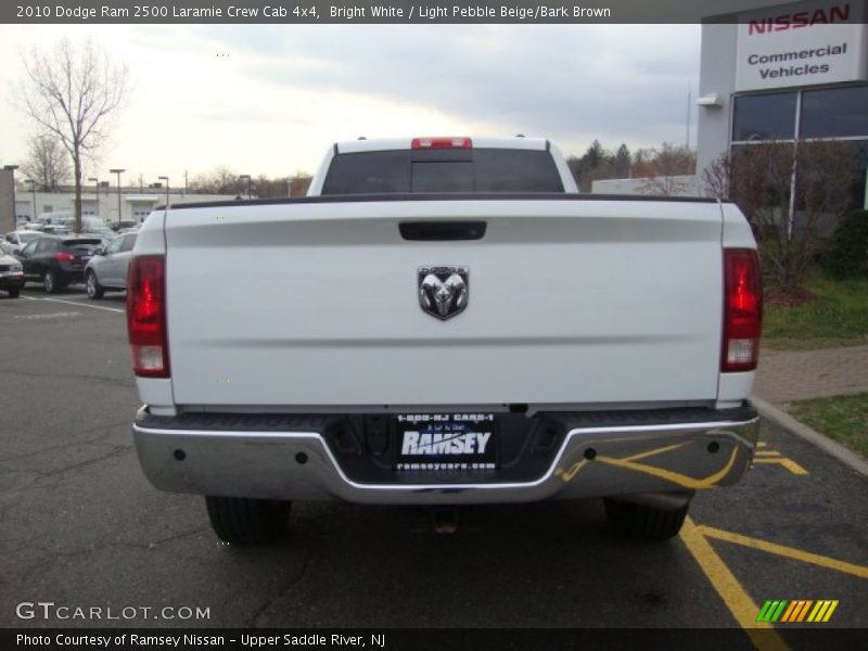 Bright White / Light Pebble Beige/Bark Brown 2010 Dodge Ram 2500 Laramie Crew Cab 4x4