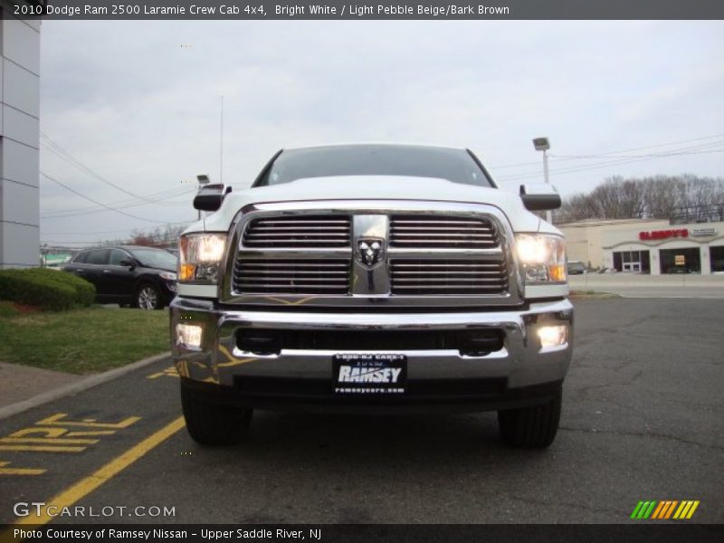 Bright White / Light Pebble Beige/Bark Brown 2010 Dodge Ram 2500 Laramie Crew Cab 4x4