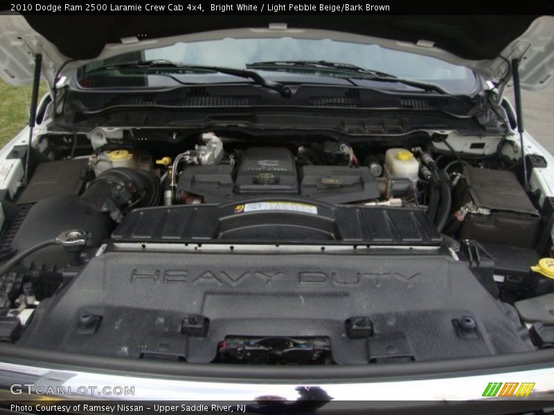Bright White / Light Pebble Beige/Bark Brown 2010 Dodge Ram 2500 Laramie Crew Cab 4x4