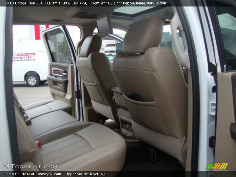 Bright White / Light Pebble Beige/Bark Brown 2010 Dodge Ram 2500 Laramie Crew Cab 4x4