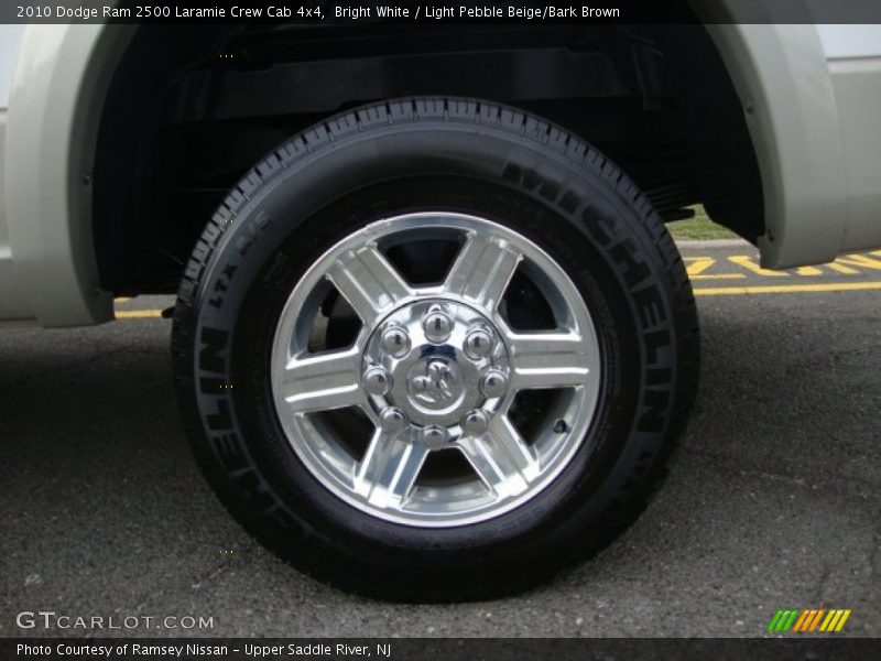 Bright White / Light Pebble Beige/Bark Brown 2010 Dodge Ram 2500 Laramie Crew Cab 4x4