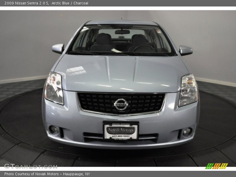 Arctic Blue / Charcoal 2009 Nissan Sentra 2.0 S