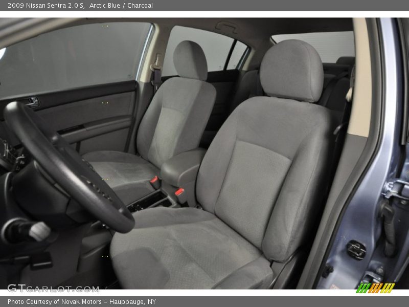 Arctic Blue / Charcoal 2009 Nissan Sentra 2.0 S