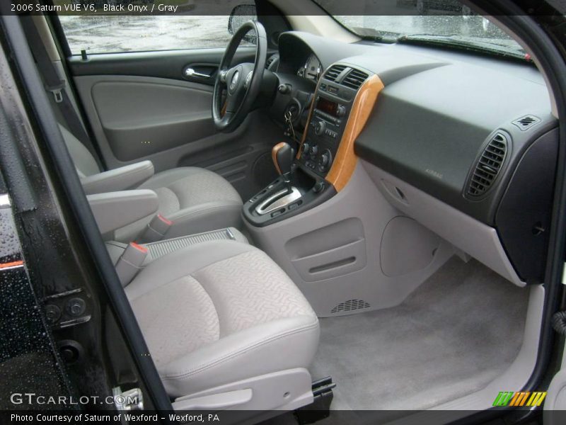 Black Onyx / Gray 2006 Saturn VUE V6
