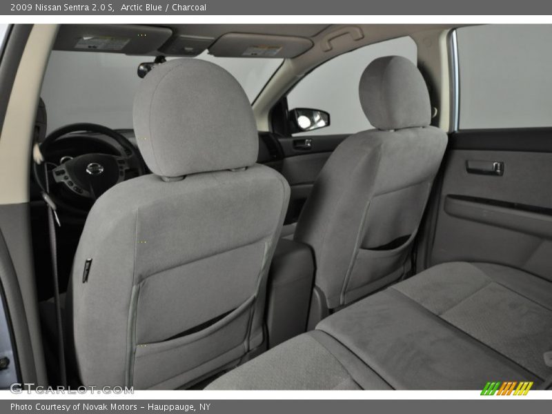 Arctic Blue / Charcoal 2009 Nissan Sentra 2.0 S