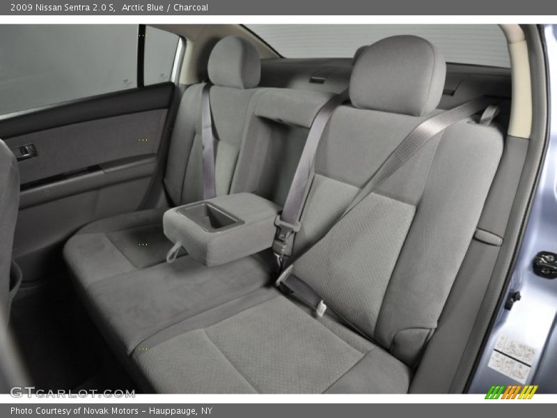 Arctic Blue / Charcoal 2009 Nissan Sentra 2.0 S