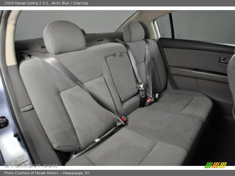 Arctic Blue / Charcoal 2009 Nissan Sentra 2.0 S