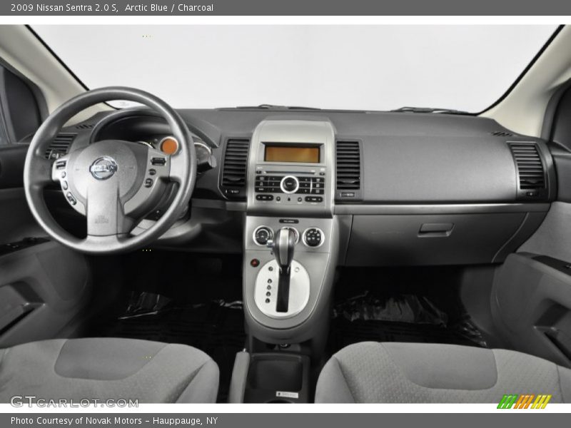 Arctic Blue / Charcoal 2009 Nissan Sentra 2.0 S