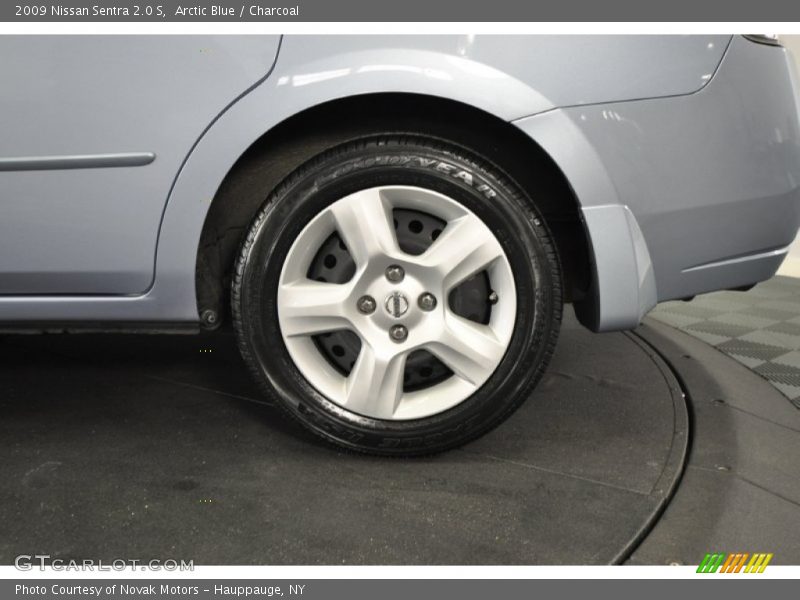 Arctic Blue / Charcoal 2009 Nissan Sentra 2.0 S