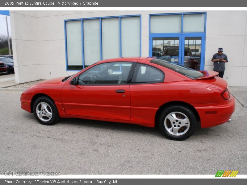 2005 Sunfire Coupe Victory Red