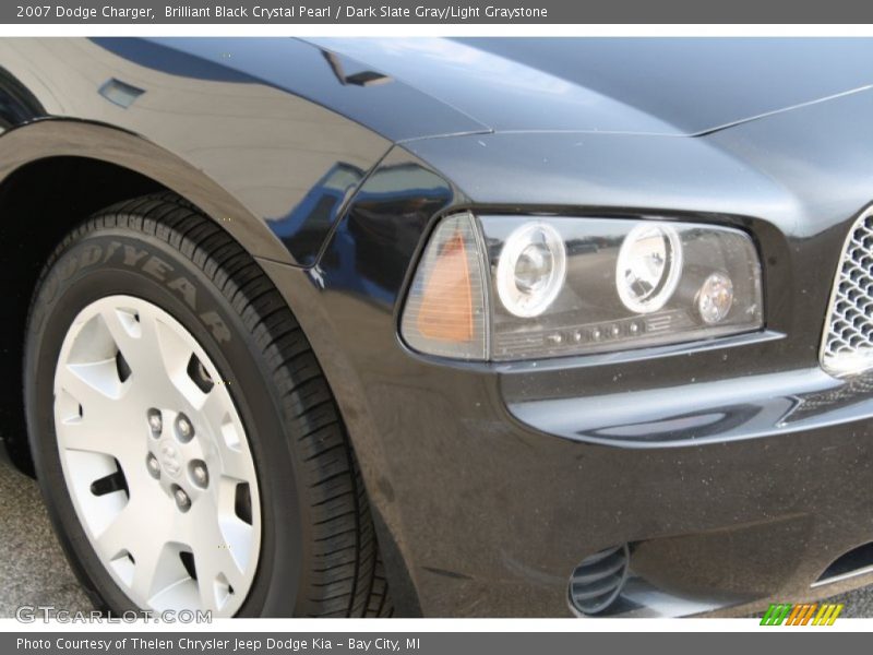 Brilliant Black Crystal Pearl / Dark Slate Gray/Light Graystone 2007 Dodge Charger
