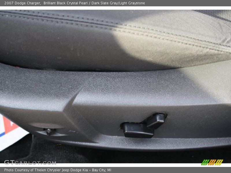 Brilliant Black Crystal Pearl / Dark Slate Gray/Light Graystone 2007 Dodge Charger