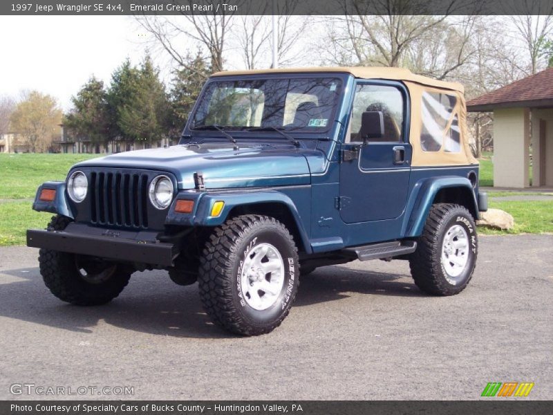 Emerald Green Pearl / Tan 1997 Jeep Wrangler SE 4x4