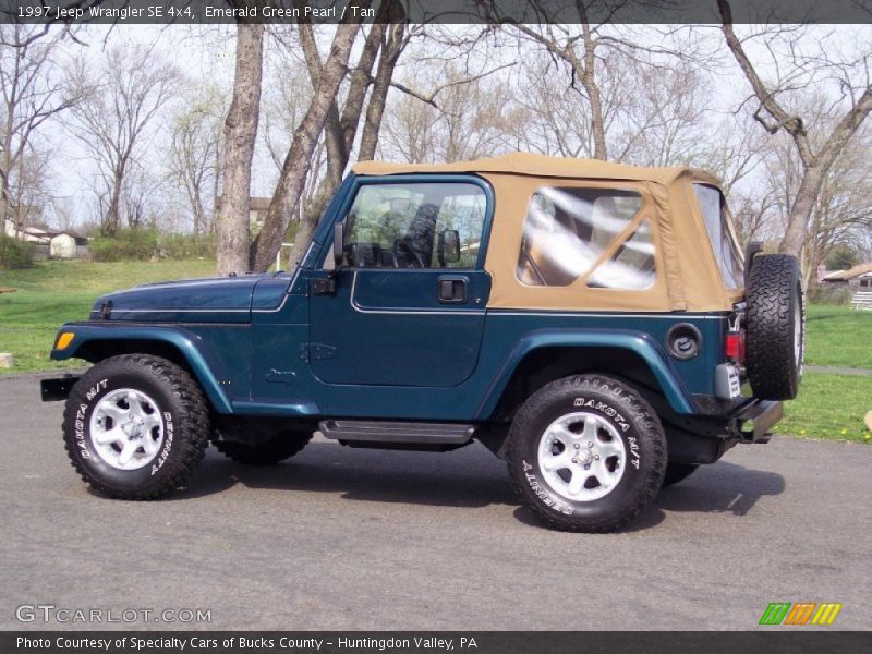 Emerald Green Pearl / Tan 1997 Jeep Wrangler SE 4x4