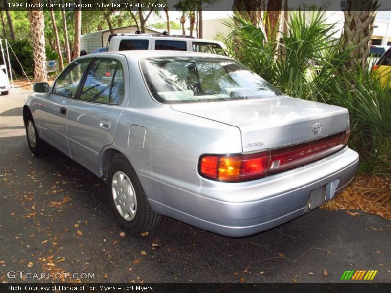 Silverleaf Metallic / Gray 1994 Toyota Camry LE Sedan