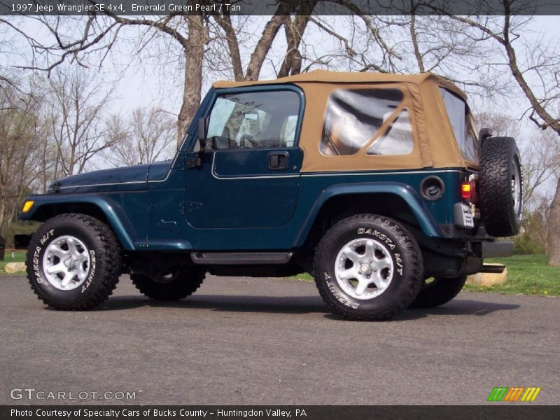 Emerald Green Pearl / Tan 1997 Jeep Wrangler SE 4x4