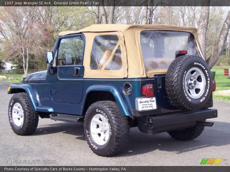 Emerald Green Pearl / Tan 1997 Jeep Wrangler SE 4x4