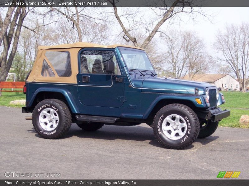 Emerald Green Pearl / Tan 1997 Jeep Wrangler SE 4x4
