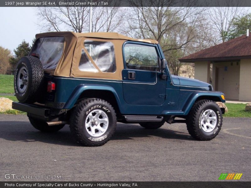 Emerald Green Pearl / Tan 1997 Jeep Wrangler SE 4x4