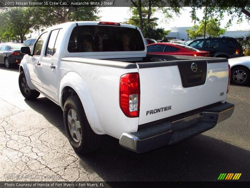 Avalanche White / Steel 2005 Nissan Frontier SE Crew Cab