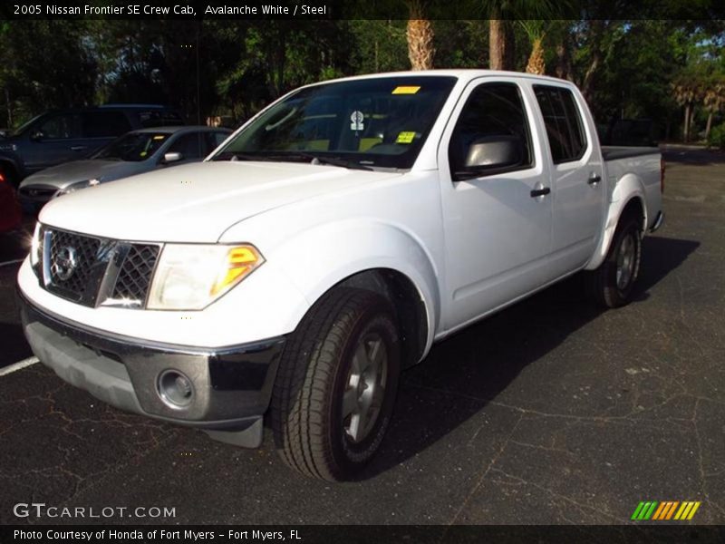 Avalanche White / Steel 2005 Nissan Frontier SE Crew Cab