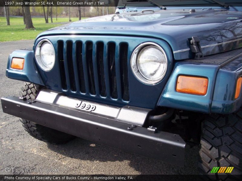 Emerald Green Pearl / Tan 1997 Jeep Wrangler SE 4x4