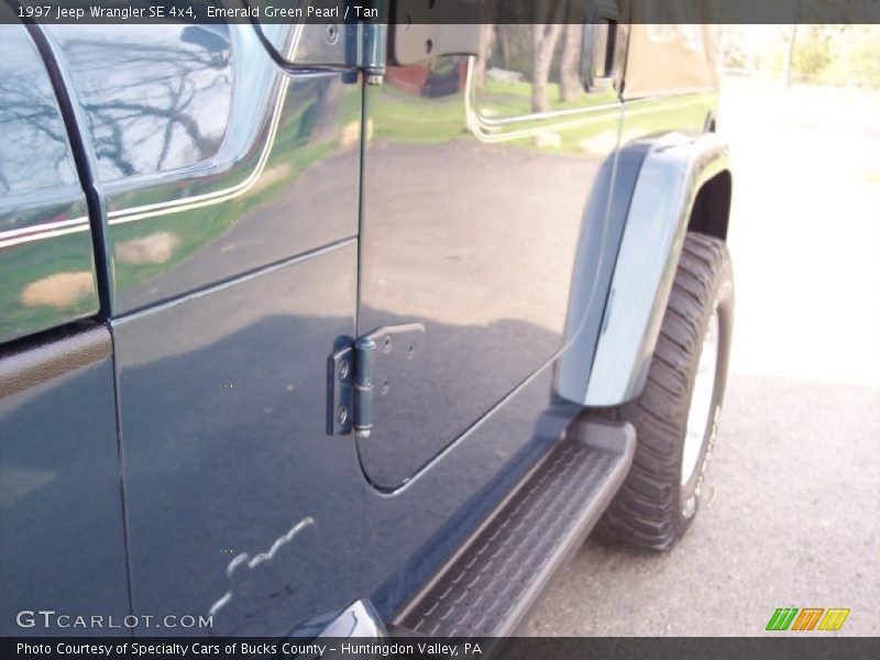 Emerald Green Pearl / Tan 1997 Jeep Wrangler SE 4x4